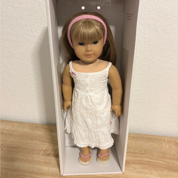 American Girl Doll Gwen on her meet outfit - Picture 11 of 13
